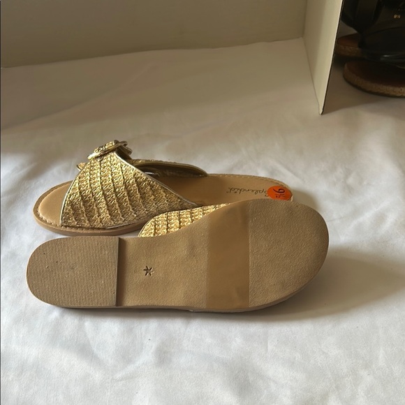 Splendid Gold Woven Slide Sandals - Picture 3 of 4